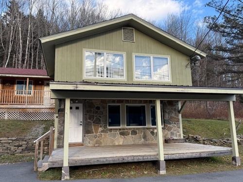 136 Vt Route 100, West Dover, VT, 05356-4407 | Card Image