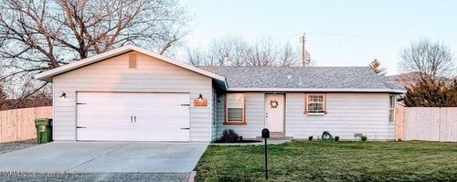 3205 Sherwood Dr, Winnemucca, NV, 89445-3924 | Card Image