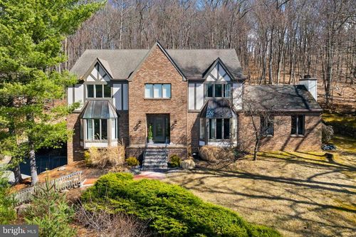 16 James Rd, Randolph, NJ, 07869-2728 | Card Image