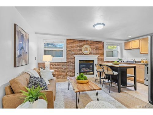 apt-h-1750 Gaylord St, Denver, CO, 80206-1229 | Card Image