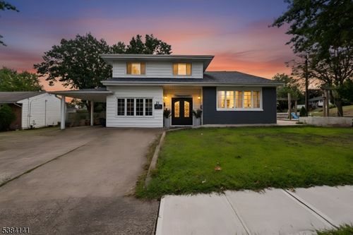 231 Starmond Ave, Clifton, NJ, 07013-3714 | Card Image