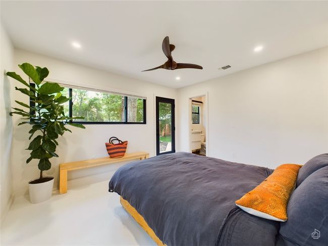 6007 Leisure Run Rd, House other with 2 bedrooms, 2 bathrooms and null parking in Austin TX | Image 10