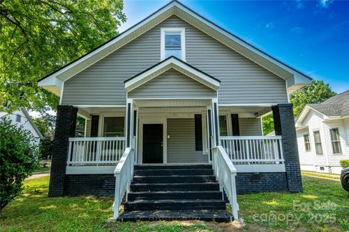 112 Hampton St, chester, SC, 29706-1408 | Card Image