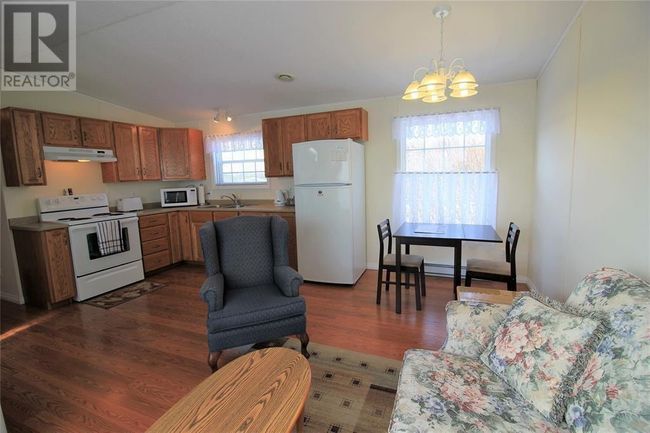 17 Foote Avenue, Home with 3 bedrooms, 2 bathrooms and null parking in Sunnyside NL | Image 7