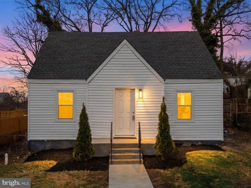 5428 Taussig Rd, BLADENSBURG, MD, 20710-1565 | Card Image