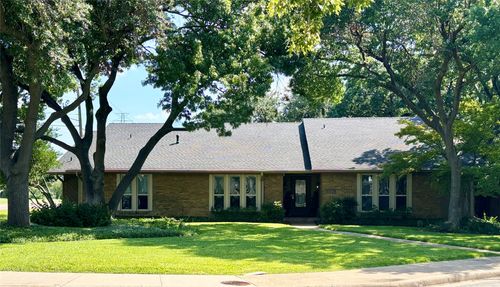 15105 Meandering Pl, Dallas, TX, 75248-5334 | Card Image
