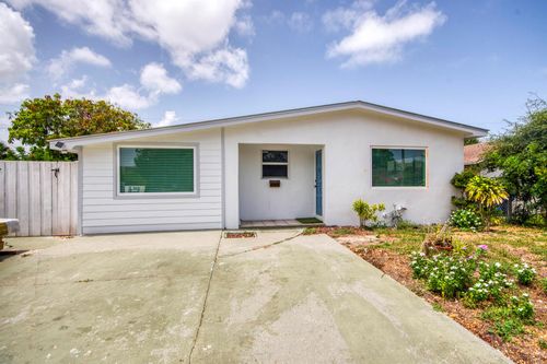 950 W 36th Street, Riviera Beach, FL, 33404 | Card Image