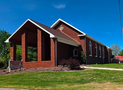 240 N Green St, Wheatland, IN, 47597-8237 | Card Image