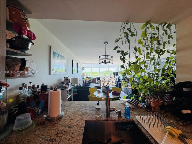 APT-603 - 8233 Harding Ave, Condo with 1 bedrooms, 2 bathrooms and null parking in Miami Beach FL | Image 6