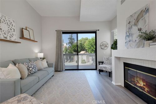 332-4900 N Grand Ave, Covina, CA, 91724-2960 | Card Image