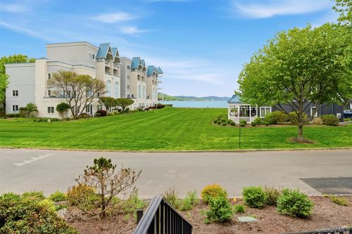 105 Gair St, Piermont, NY, 10968-1057 | Card Image