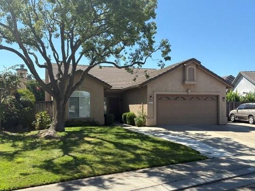 987 Pearwood Cir, Lodi, CA, 95242-2052 | Card Image