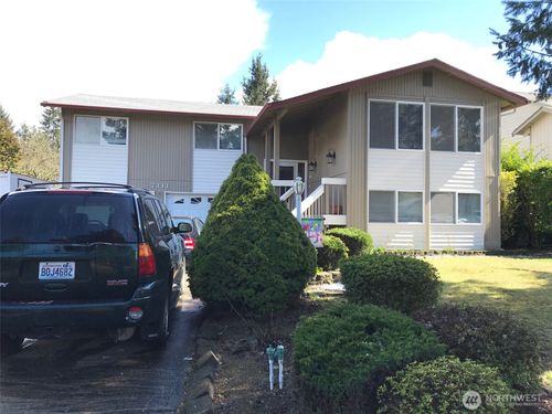 7111 92nd Avenue Ct Sw, Lakewood, WA, 98498-4038 | Card Image