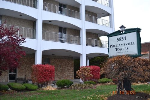 apt-301-5854 Main St, Williamsville, NY, 14221-5745 | Card Image