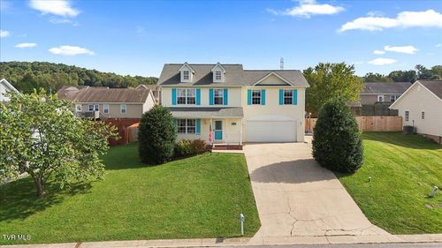 109 Violet Ln, Bluff City, TN, 37618-1247 | Card Image