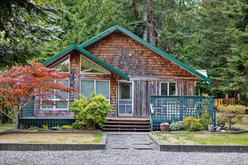1655 Baikie Rd, Denman Island, BC, V0R1T0 | Card Image