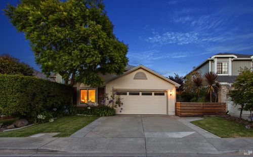 114 Clearview Dr, Vallejo, CA, 94591-7140 | Card Image