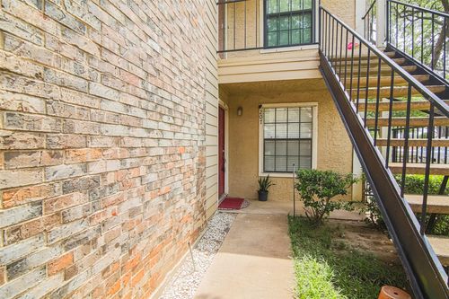 apt-207-4748 Old Bent Tree Ln, Dallas, TX, 75287-7115 | Card Image