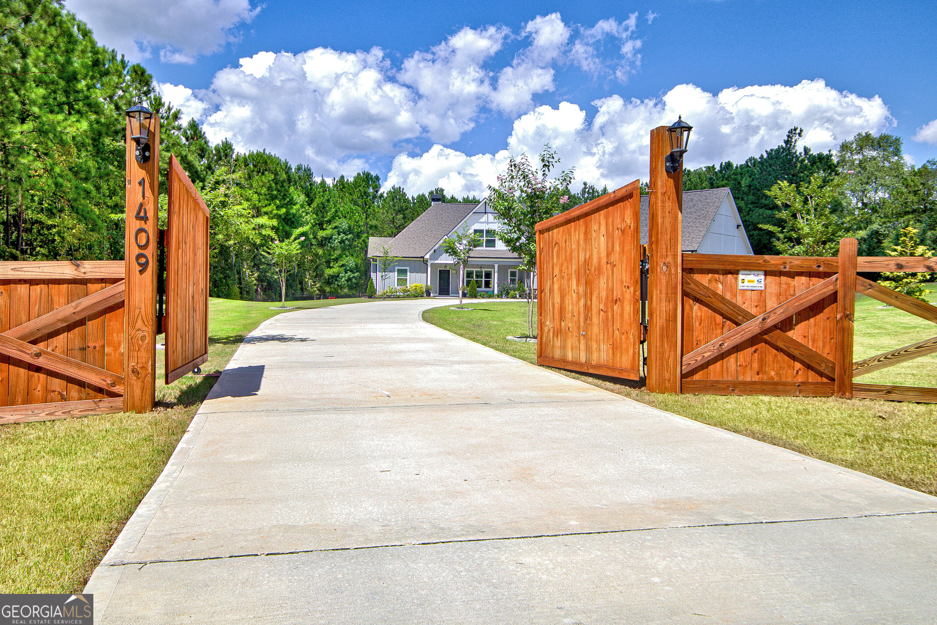 Rockhouse Rd, Senoia, GA 30276