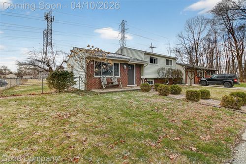 41036 Paign Dr, Sterling Heights, MI, 48313-3357 | Card Image
