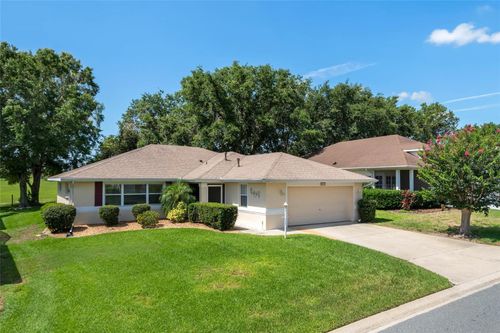 21144 Royal St Georges Ln, LEESBURG, FL, 34748-7544 | Card Image
