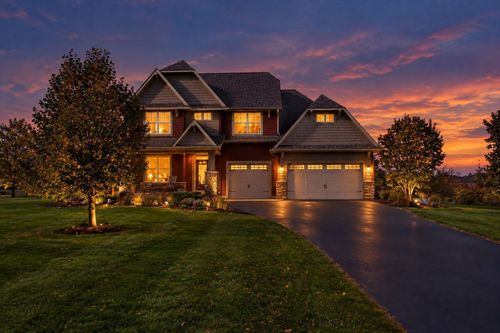 498 Prominence Way, Hudson, WI, 54016-8295 | Card Image