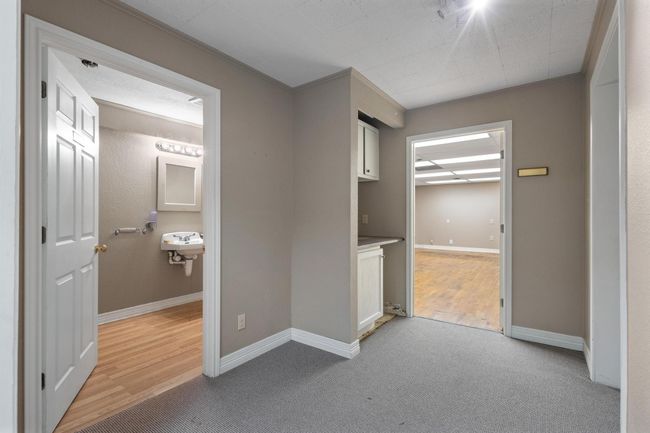 111 S Travis St, Home with 0 bedrooms, 0 bathrooms and null parking in Sherman TX | Image 17