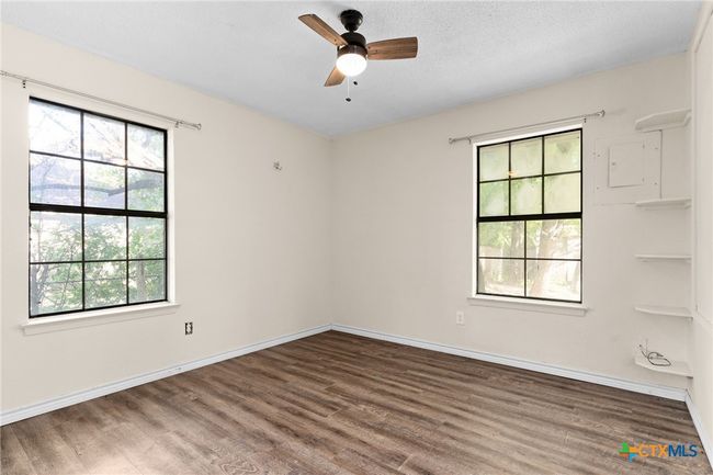 Guest Bedroom 1 | Image 15