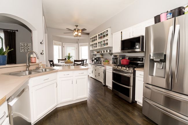 0 - 1176 Delta Dr, Townhouse with 2 bedrooms, 3 bathrooms and 2 parking in Elgin IL | Image 12