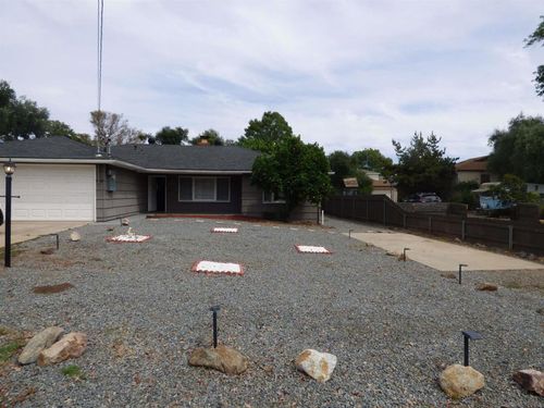 4015 Calavo Dr, La Mesa, CA, 91941-7049 | Card Image