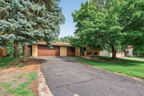 3416 75th Ave N, Brooklyn Park, MN, 55443-3526 | Card Image