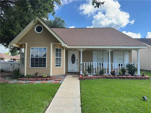 3753 Ashton Dr, Destrehan, LA, 70047-5057 | Card Image