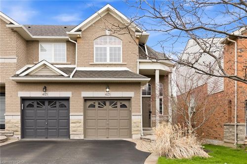 4123 Medland Drive, Burlington, ON, L7M4Z7 | Card Image