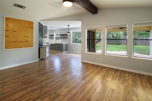 611 Wild Briar Cv, Cedar Park, TX, 78613-3715 | Card Image