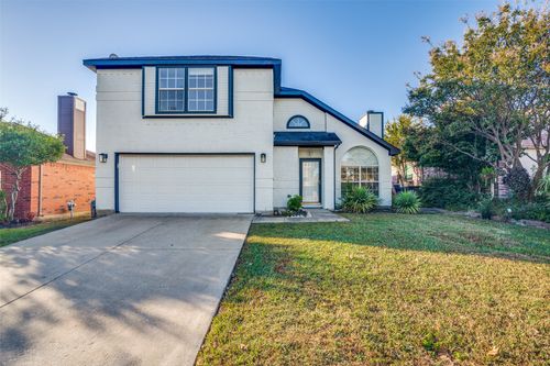 1366 Westview Dr, Garland, TX, 75040-7582 | Card Image