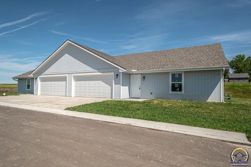 604 Nw Palmer Rd, Topeka, KS, 66601 | Card Image
