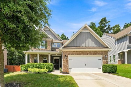 697 Rockingham Dr, Lithia Springs, GA, 30122-3677 | Card Image