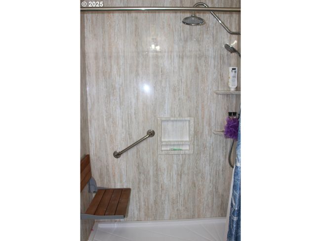 1783 View St, House attached with 3 bedrooms, 2 bathrooms and 2 parking in Myrtle Point OR | Image 22