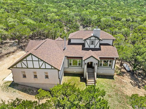 223 Canyon View Dr, Pipe Creek, TX, 78063 | Card Image
