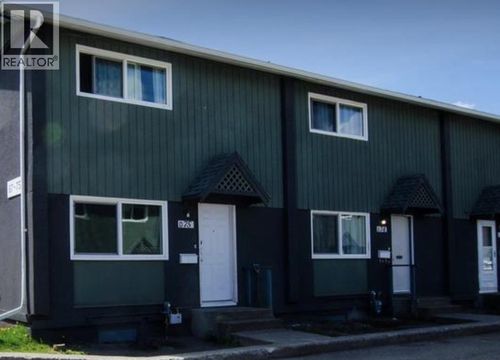 d75-2131 Upland St, Prince George, BC, V2L2V8 | Card Image
