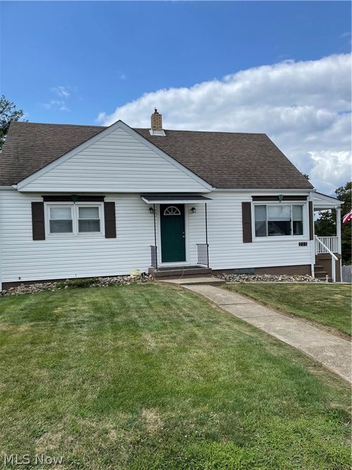 203 Leonard Ave, Wintersville, OH, 43953-3729 | Card Image