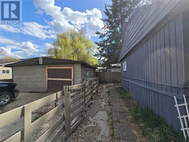 10 Bloom Rd, House other with 4 bedrooms, 2 bathrooms and 5 parking in Lumby BC | Image 19