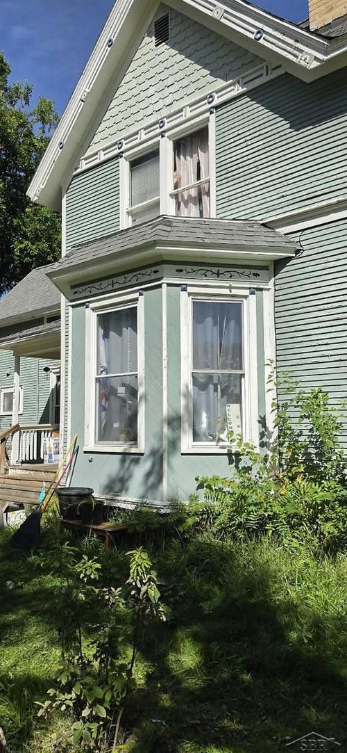 221 Hanover Street, Belding, MI, 48809 | Card Image