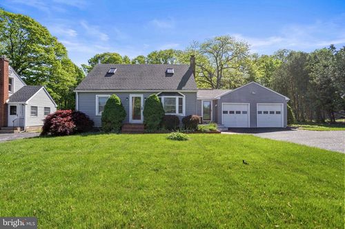 2039 Richlandtown Pike, COOPERSBURG, PA, 18036-9625 | Card Image