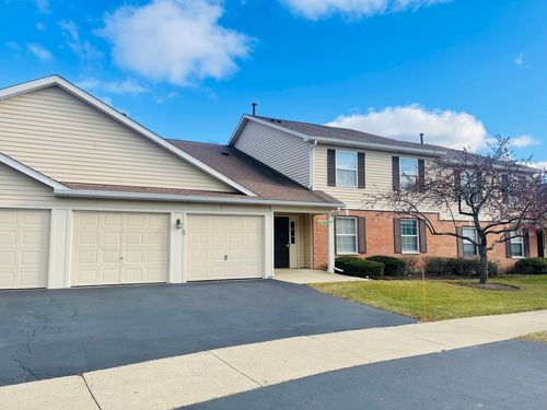 unit-3-1179 Village Dr, Round Lake Beach, IL, 60073-4414 | Card Image