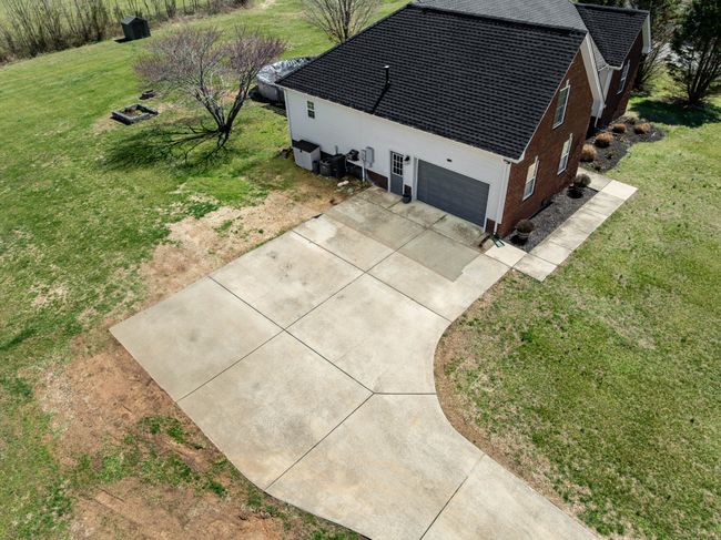 3029 Meadowview Ct, House other with 3 bedrooms, 2 bathrooms and 6 parking in Cross Plains TN | Image 5