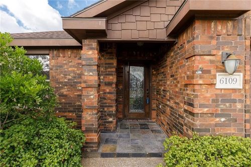 6109 Queen Jane St, Corpus Christi, TX, 78414-3981 | Card Image