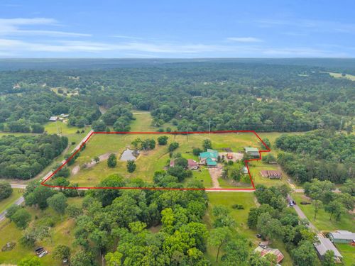 103 Roundabout Ln, Huntsville, TX, 77320-0549 | Card Image