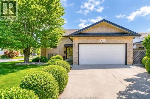 435 Thorn Ridge Cres, Amherstburg, ON, N9V3X2 | Card Image