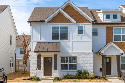 2533 Hanford Ave, Old Hickory, TN, 37138-1595 | Card Image